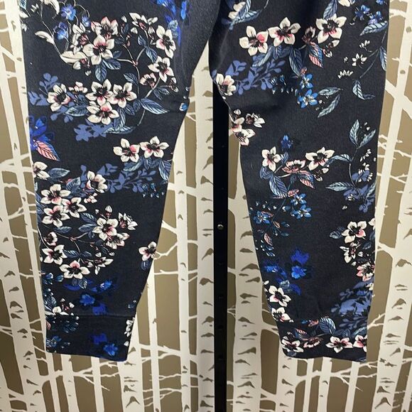 Label of Graded Goods Black Floral Print Cropped Joggers S - Picture 9 of 9